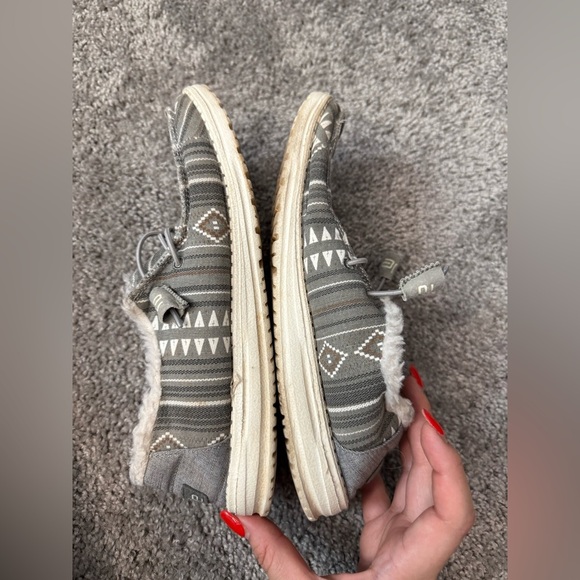 Hey Dude Women's Wendy Boho Stripe Gray Sherpa Lined Slip On Shoes - Picture 5 of 7